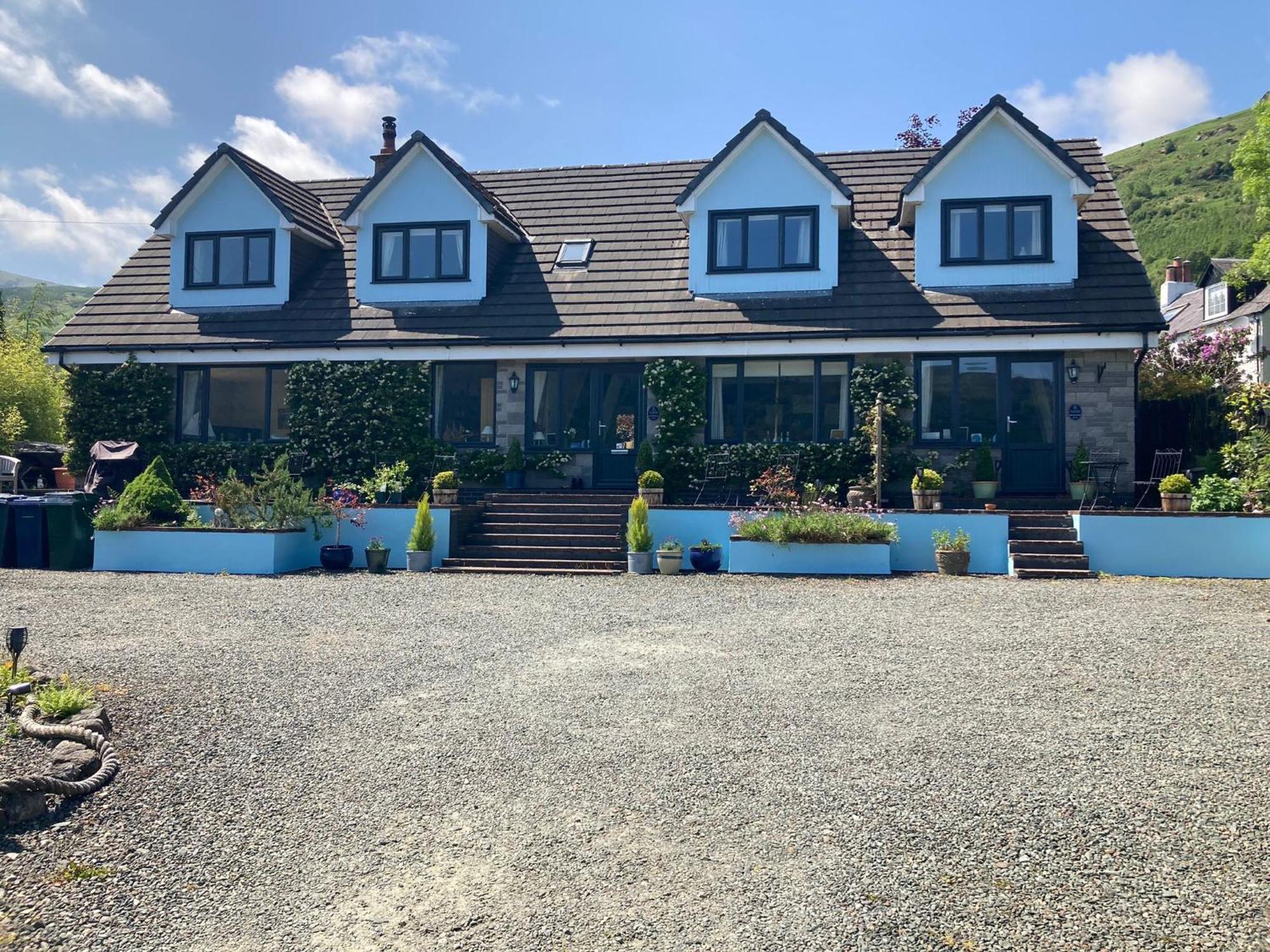 Rowan House & A Self Catering Apartment