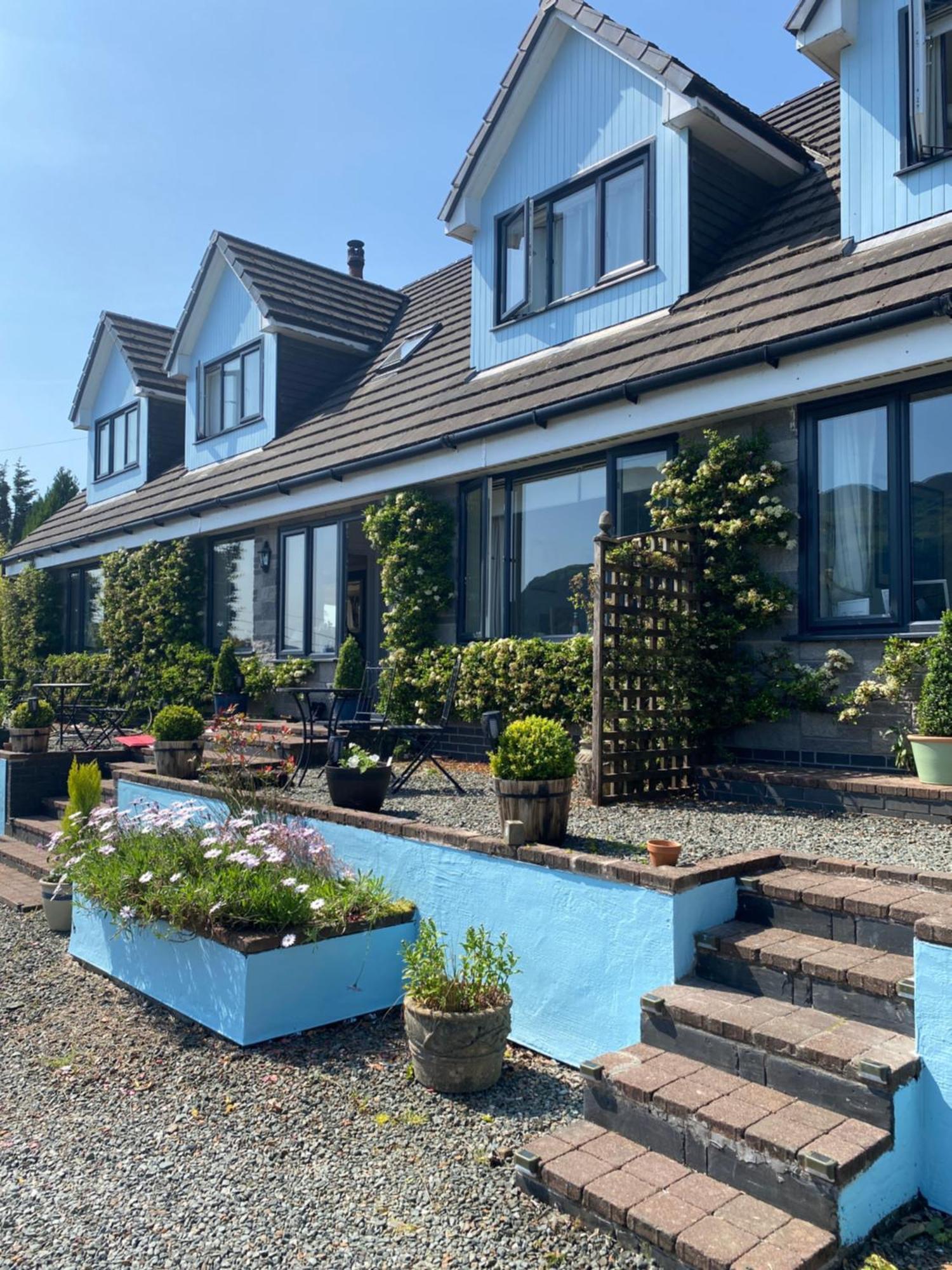 Rowan House & A Self Catering Lochgoilhead