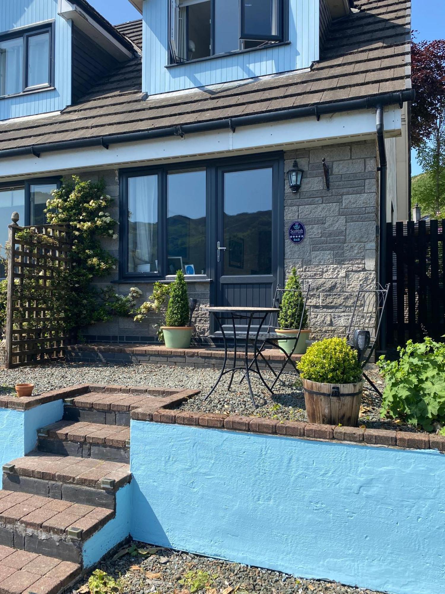 Rowan House & A Self Catering * Lochgoilhead