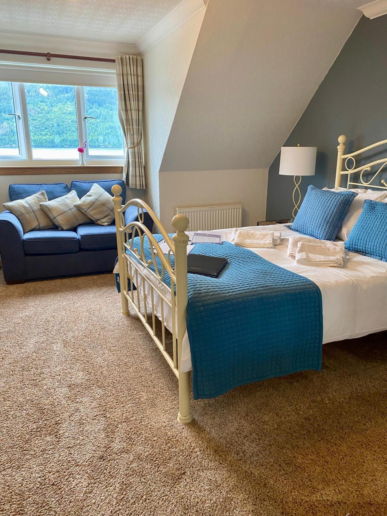 Rowan House & A Self Catering